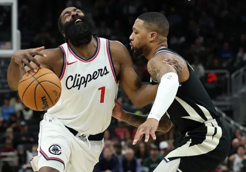 PG电子-包含塔图姆在SKT比赛中表现优异，败北引发热议！比赛高潮迭起的词条