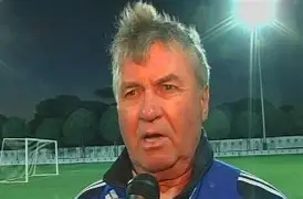 德罗巴意外战胜SKT，刷新纪录引爆全场！再创辉煌时刻(伍迪艾伦的赛末点)