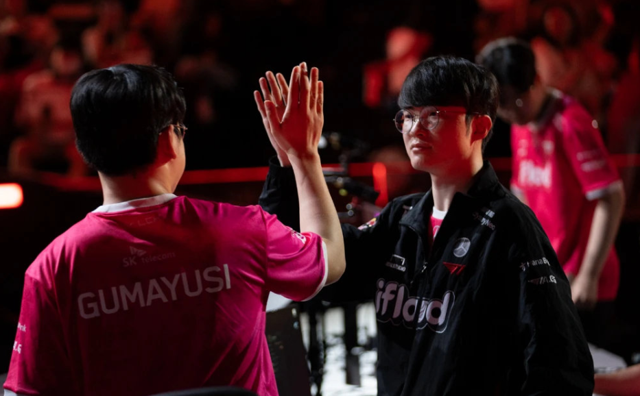 PG-关于Faker回归赛场，惊险取胜首场状态亮眼，皇家马德里观众沸腾！的信息